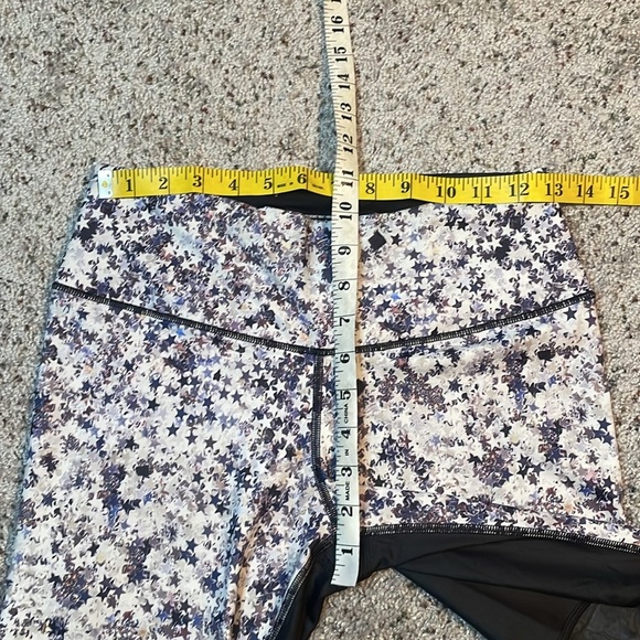 Victoria’s Secret Sport Medium Glitter Stars Mesh Back Leggings - Picture 5 of 6